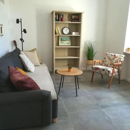 Lovely Apartment In The City Center Póla Kültér fotó